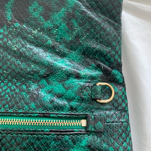 Michael Kors Emerald Snakeskin Clutch - Picture 3 of 14